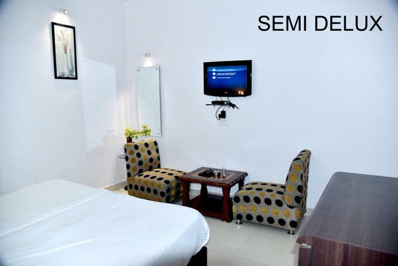 Hotel Royal Classic Барели Экстерьер фото